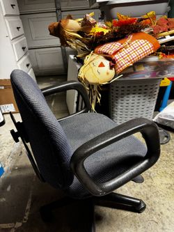 Rolling Office Chair