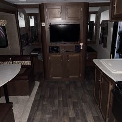 2017 Keystone Bullet