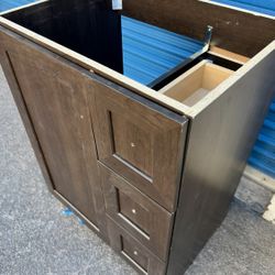 24” NO TOP BATHROOM VANITY NEW