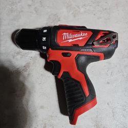 Milwaukee M12 Drill New 