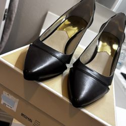 Original Michael Kors SIZE 8M