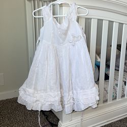 Girls White Dress / Vestido Blanco 