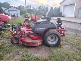 Ferris IS3000 Commercial Zero Turn 61" Deck 25 HP.Kawasaki