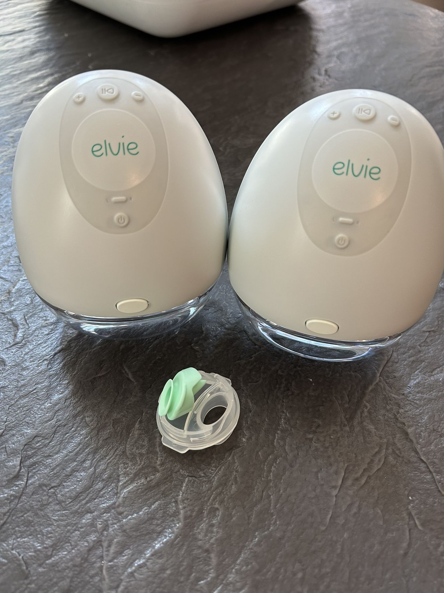 Elvie Wearable Breast Pump Double Only Used Once Missing Charger
