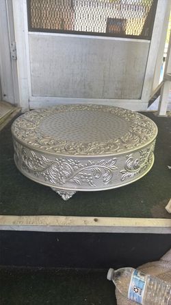 Silver 18 inch cake stand