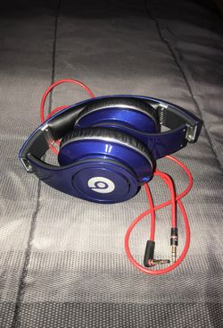 Beats by Dre (Studio 2)