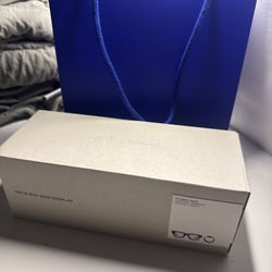 Meta Ray-Ban Display - Standard Size - Band Size 2 – In-Hand - New In Box