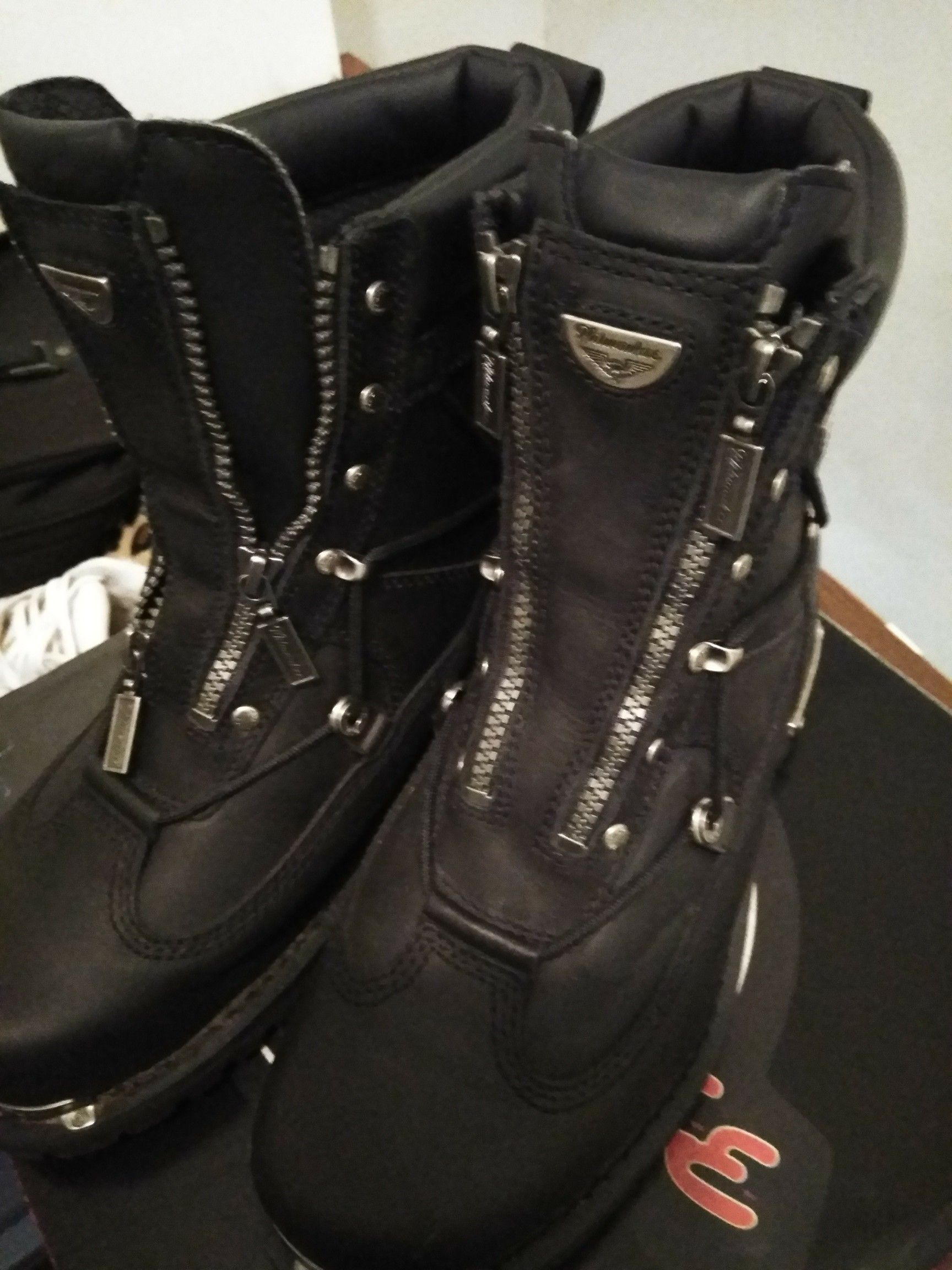 Motorcycle boots size 10 women/men