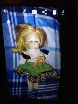 Vintage Vogue doll
