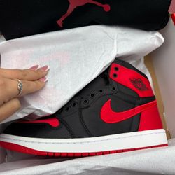 Jordan 1 Retro High OG Satin Bred (Women's)