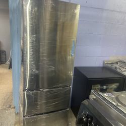 liebierr refrigerator  24 inches  bottom  freezer