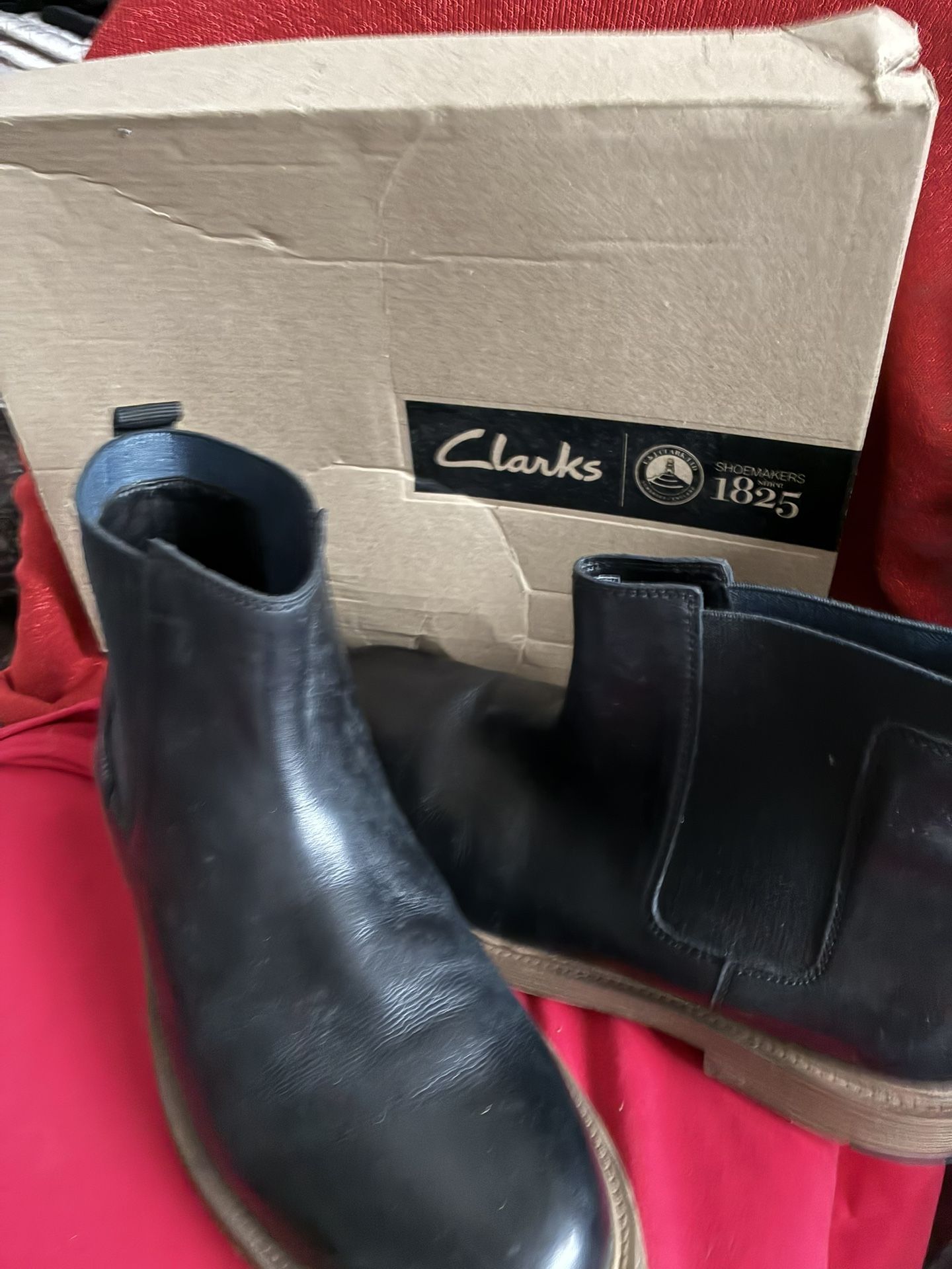 Brent New Clark’s Men Boots Size 13 Was 110 Dollars And I Selling For 50