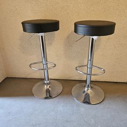 2 Adjustable Bar Stools – Modern Chrome Base