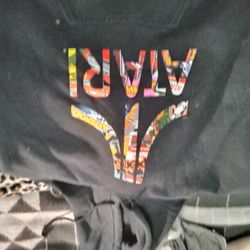 Old Atari Sweatshirt Size M.