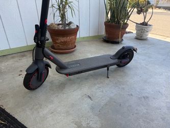 Electric scooter
