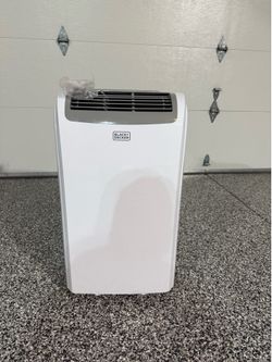 Portable AC - 12000 BTU LIKE NEW