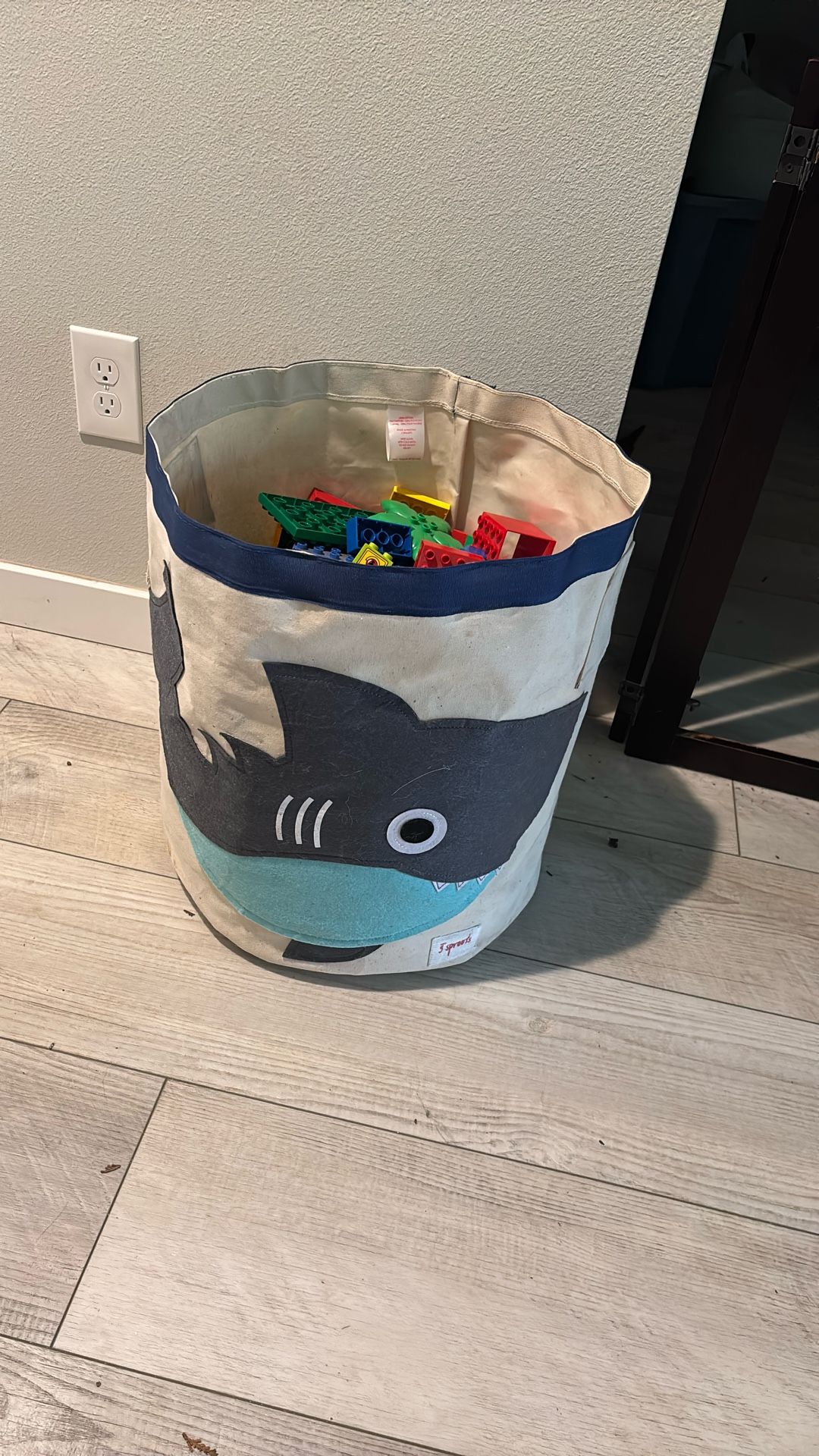 Lego Duplos (bin Included)