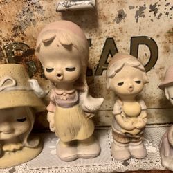 Cute Little Vintage Ceramic Figurines ~Made in Japan~Price Is for All 4~