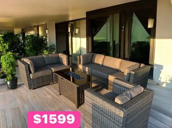 New inbox patio set (we finance and deliver)($54 down, (90 day no interest payment plan)