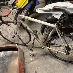 Scott Addict R4 Bike