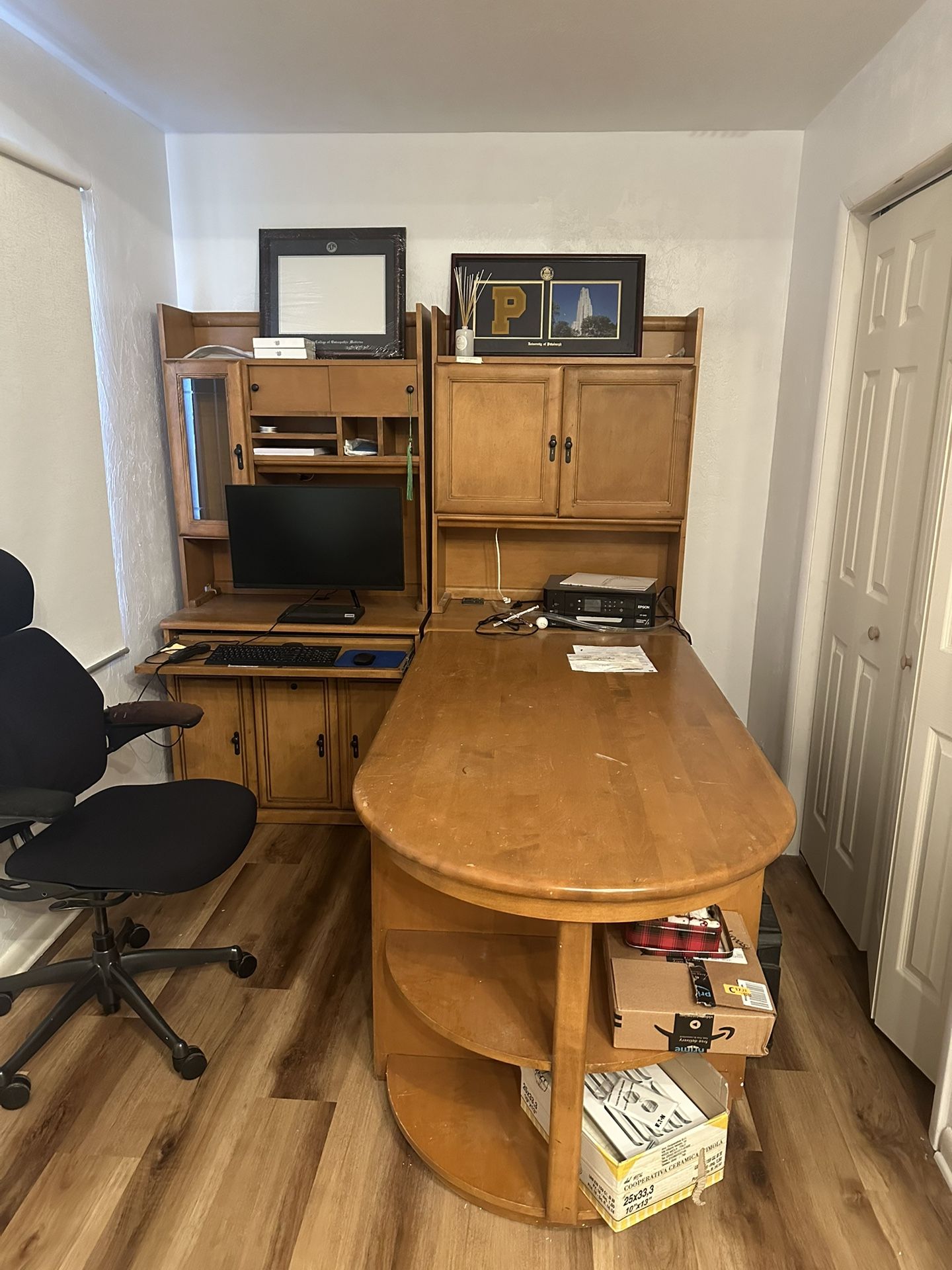 Free Desk