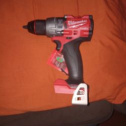 New M18 4th generation hammer drill Tool Only 