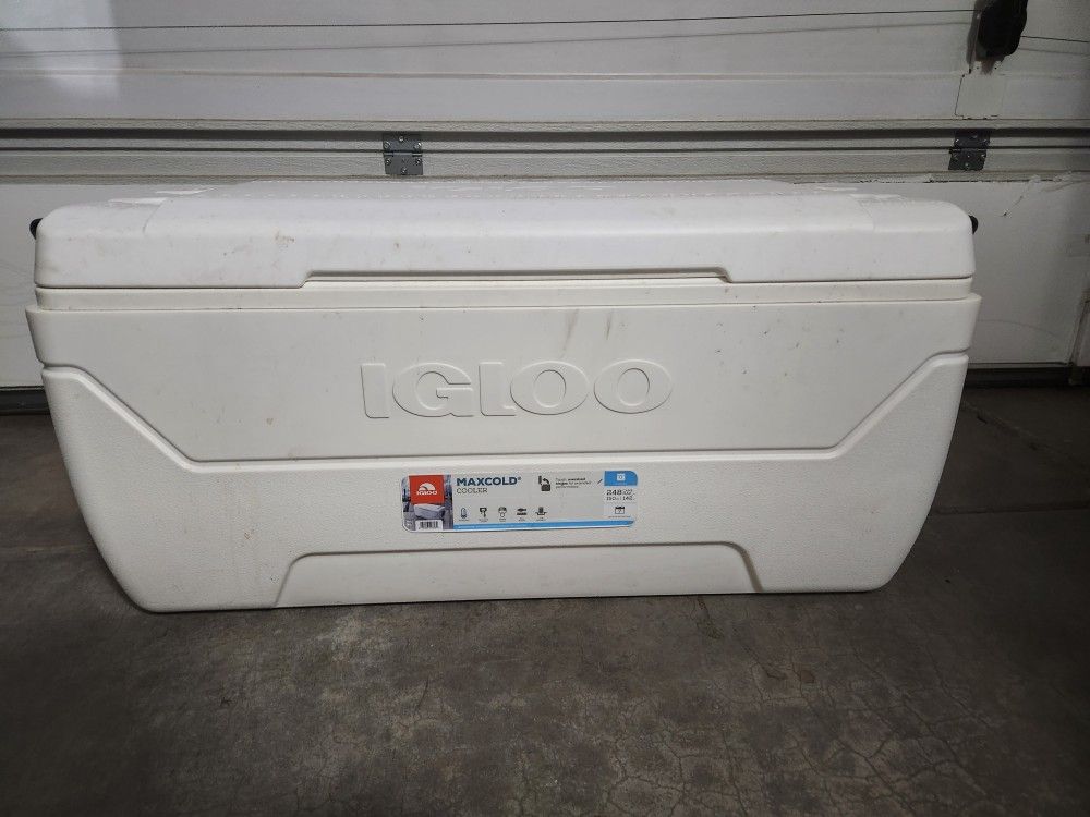 Igloo Cooler 