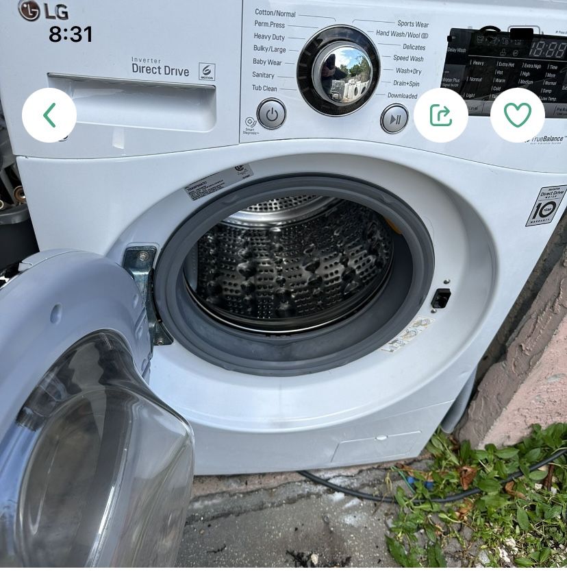 LG Washer And Dryer 2 In 1 Combo Working Good