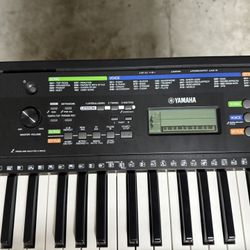 Yamaha PSR-E253 Portable Keyboard  + Stand 