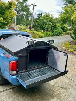 Topper for Toyota Tacoma