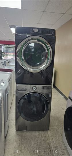 Washer and dryer stacbles dlectric