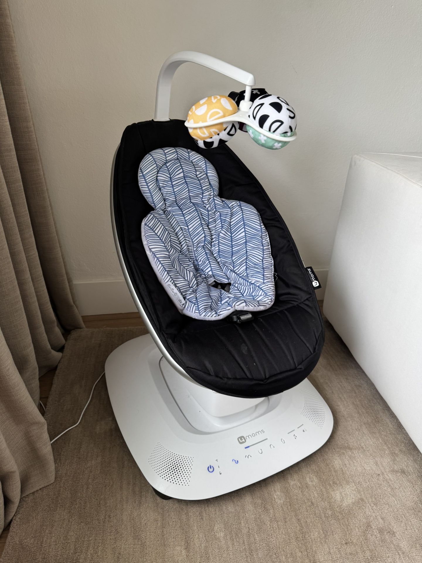 MamaRoo Multi-Motion Baby Swing
