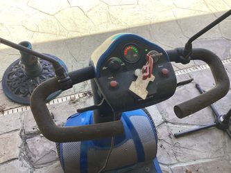 Mobility scooter