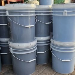 Laundry Detergent & Softener 