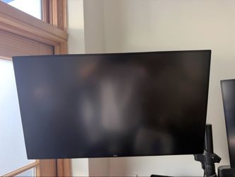 Dell UltraSharp U2717D 27 Inch QHD Monitors, Matching Pair, Stands and HDMI Included