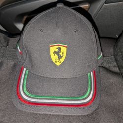 PUMA/FERRARI HAT SNAPBACK MINT