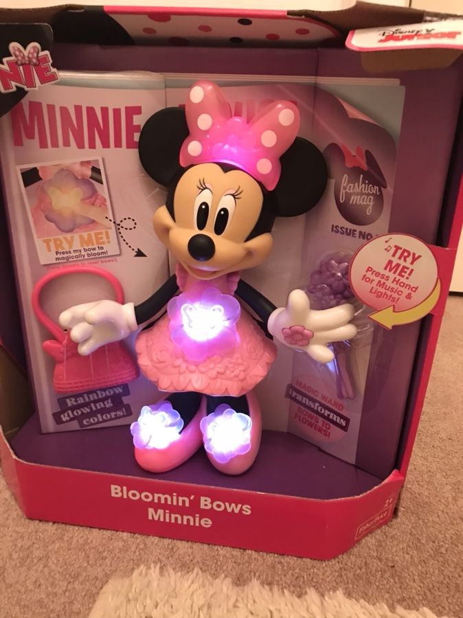Minnie Mouse Blooming Bows
