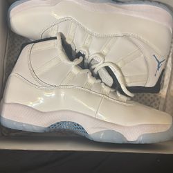 Size 10 Jordan 11