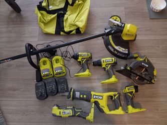 12 PIECE RYOBI TOOL SET! LIKE NEW!