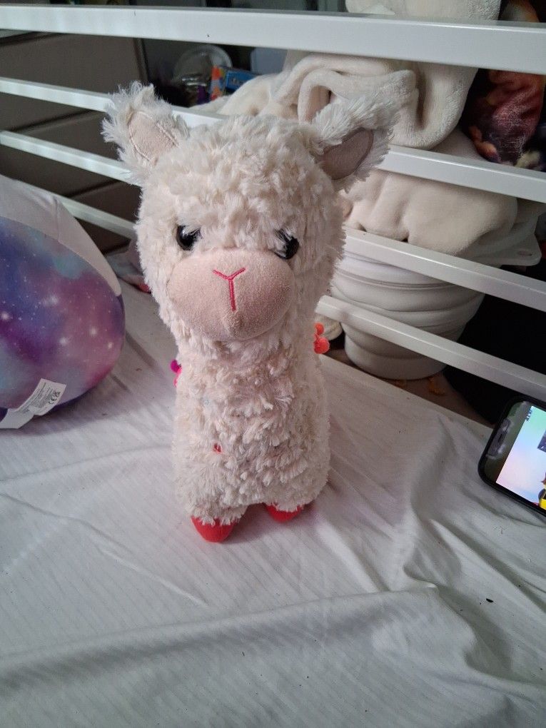 Llama stuffed animal.