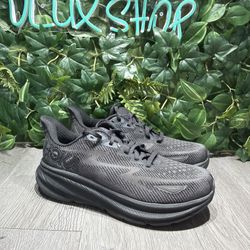 Hoka One One Womens Clifton 9 Running Shoes All Black Wide US 9 D 1132211 BBLC