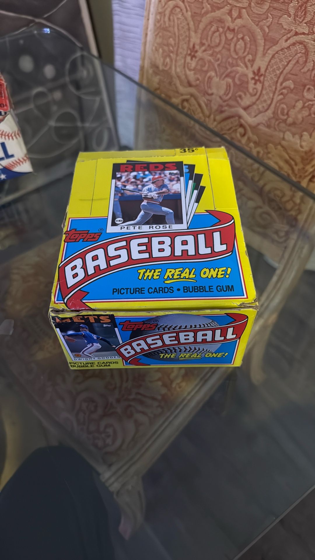 Topps 1986 Baseball Cards With Gum In Wax Package