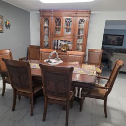 8 Chair Dinning Table Plus Wall Cabinet