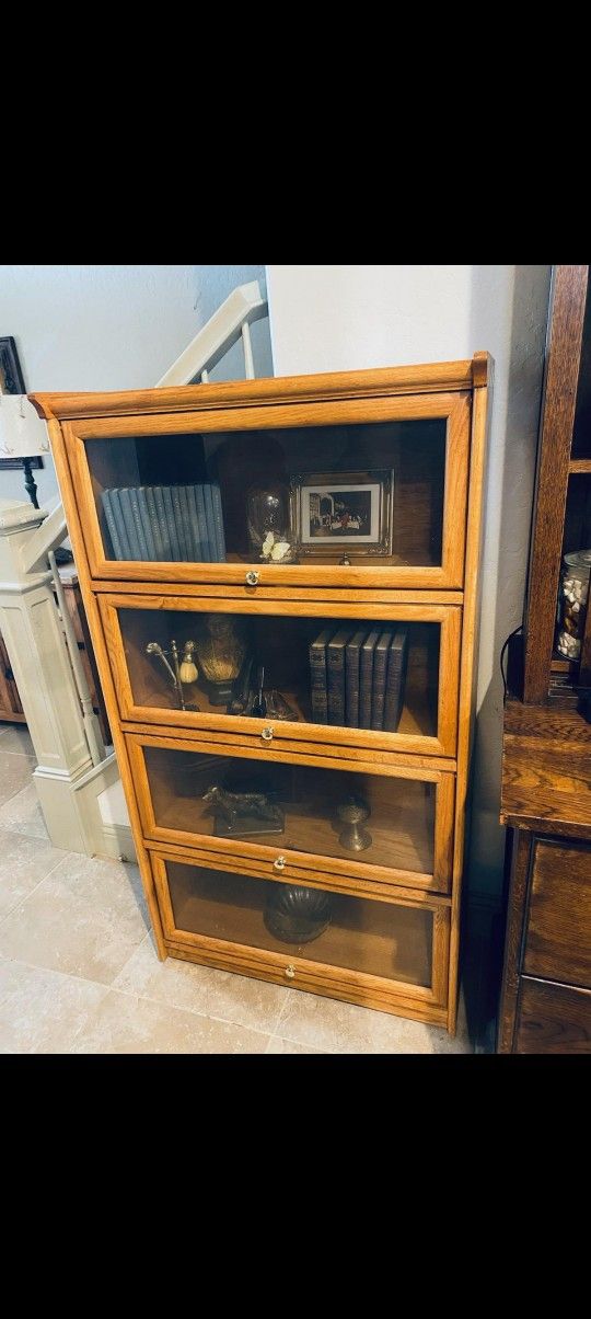 Lawyers Bookcase for Sale in Visalia, CA OfferUp
