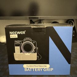 Neewer VG-C4EM battery grip 