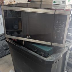 Oster Microwave 1500w