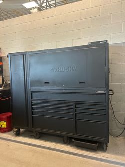 Husky tool box