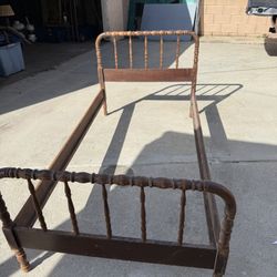 Vintage Wood Twin Bedframe