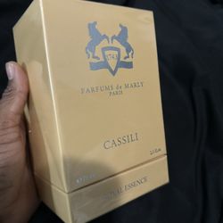 CASSILI PARFUMES DE MARLY 