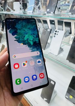 Like New Unlocked Samsung S20 Fe with Dual Sim | Desbloqueado for all Carriers 